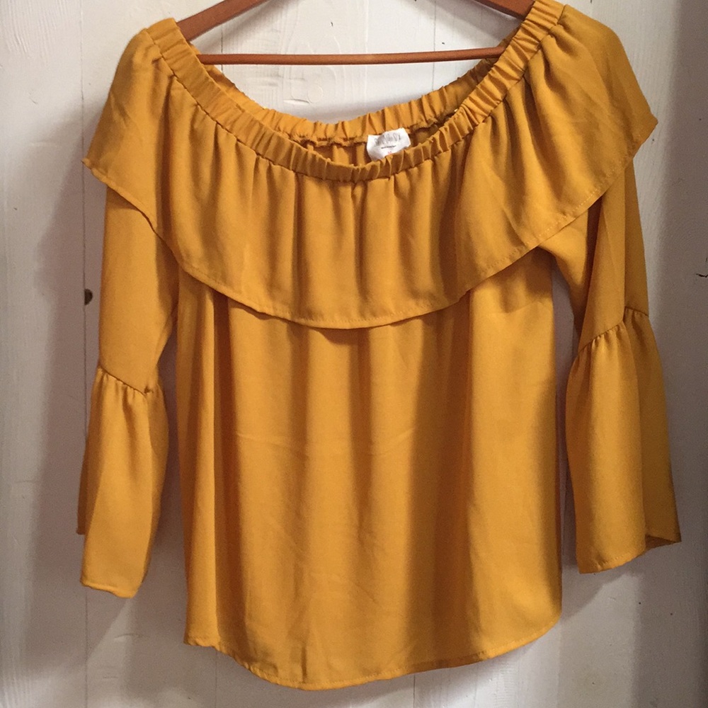 Mustard Sienna Sky Off-The-Shoulder Top